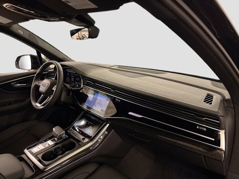 New 2025 Audi Q7 3.0T Prestige image 14