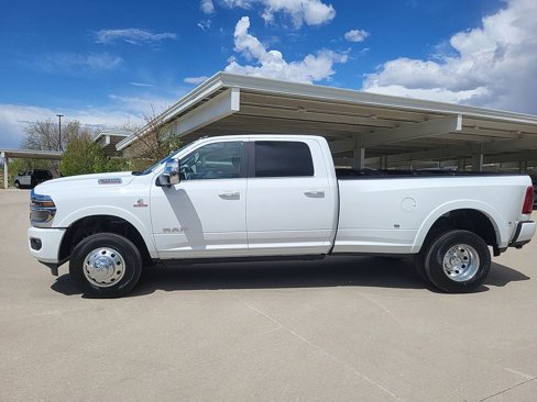 New 2025 RAM 3500 Longhorn image 2