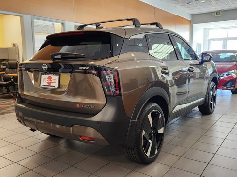 New 2026 Nissan Kicks SR w/ Cold Weather Package image 4