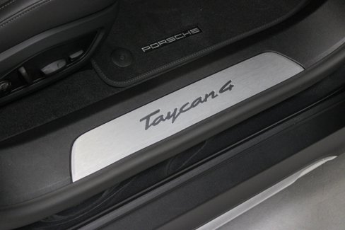 New 2025 Porsche Taycan 4 Cross Turismo image 38