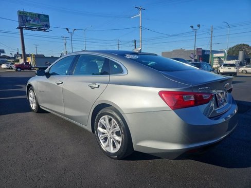 Used 2023 Chevrolet Malibu LT image 5