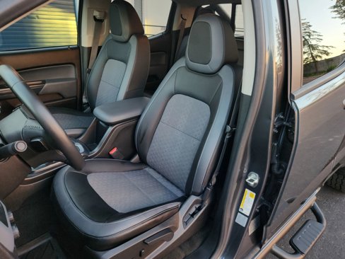 Used 2016 Chevrolet Colorado Z71 image 7