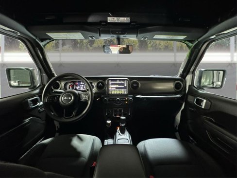 Used 2023 Jeep Wrangler Unlimited w/ 8.4" Radio Group image 24