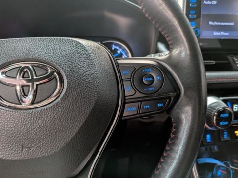 Used 2021 Toyota RAV4 XSE w/ Weather Package image 16