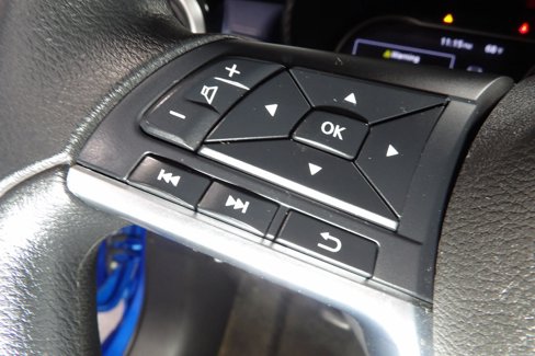 Used 2024 Nissan Versa SV w/ Trunk Package image 15