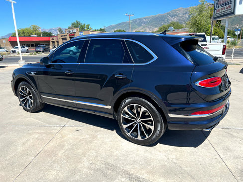 Used 2023 Bentley Bentayga image 3