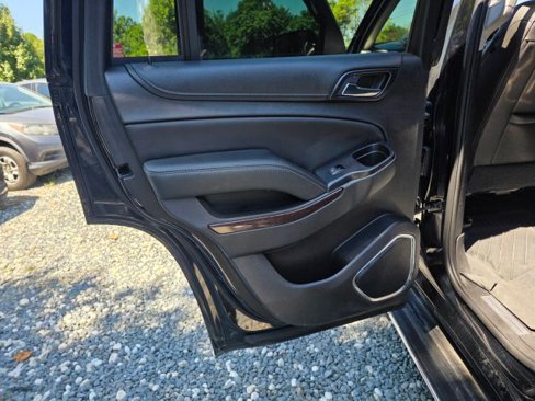 Used 2018 GMC Yukon SLT w/ Premium Edition image 16