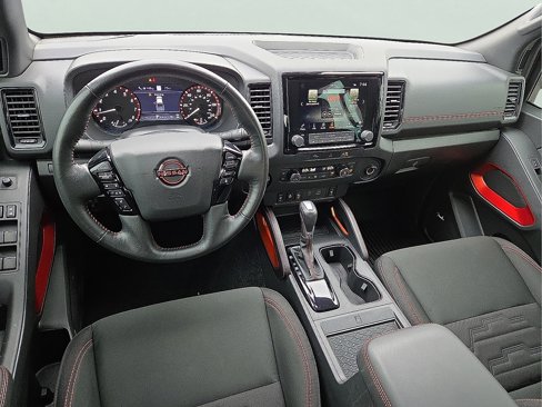 Used 2023 Nissan Frontier PRO-4X w/ Pro Convenience Package image 11
