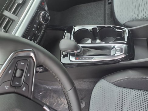 New 2025 Chevrolet Trax LT w/ Driver Confidence Package image 9