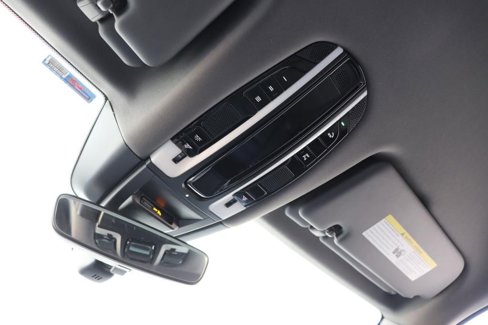 Used 2021 Porsche Cayenne image 57