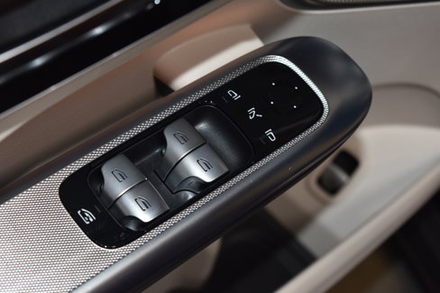 New 2026 Mercedes-Benz GLC 300 4MATIC image 5