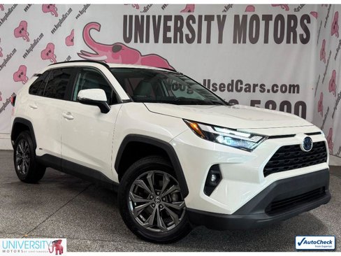Used 2022 Toyota RAV4 XLE Premium image 1
