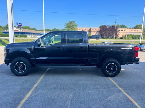 New 2025 Ford F350 XLT w/ Black Appearance Package image 48