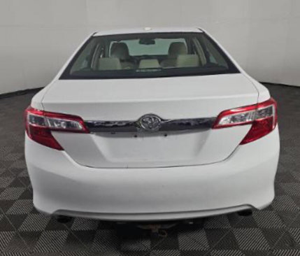 Used 2012 Toyota Camry XLE image 7