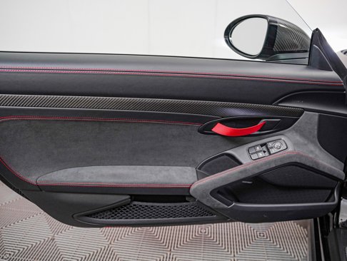 Certified 2025 Porsche 718 Boxster Spyder RS image 24