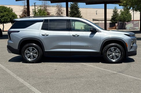 New 2026 Chevrolet Traverse LT w/ Driver Confidence Package image 4
