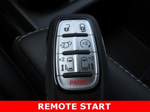 New 2026 Chrysler Pacifica Select image 37