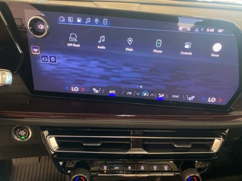 New 2026 Chevrolet Traverse Z71 w/ Enhanced Driving Package image 23
