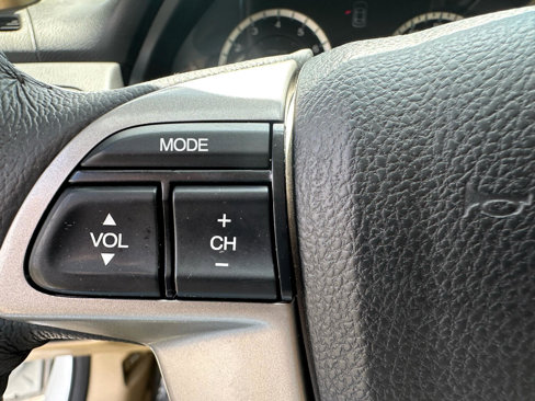 Used 2012 Honda Accord SE image 25