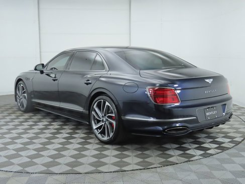 New 2025 Bentley Flying Spur Plug-In Hybrid image 7