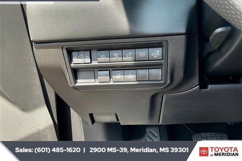 Used 2024 Toyota Tundra Limited image 23