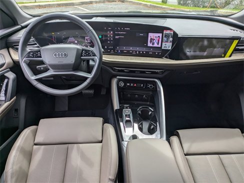 New 2025 Audi Q5 Prestige image 4