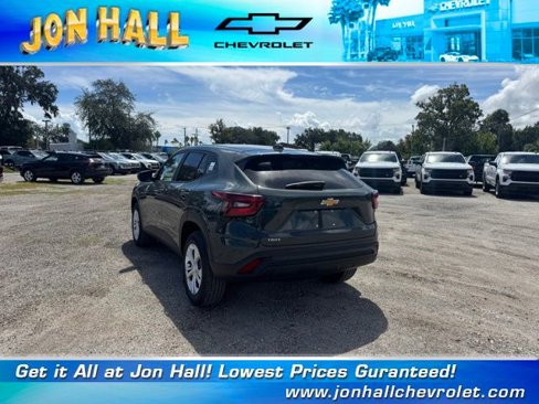 New 2025 Chevrolet Trax LS w/ Driver Confidence Package image 7