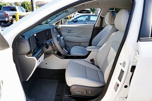New 2026 Hyundai Kona SEL Premium image 17