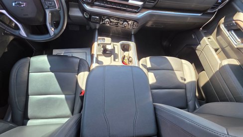 Used 2025 Chevrolet Silverado 1500 LT Trail Boss w/ Convenience Package II image 15