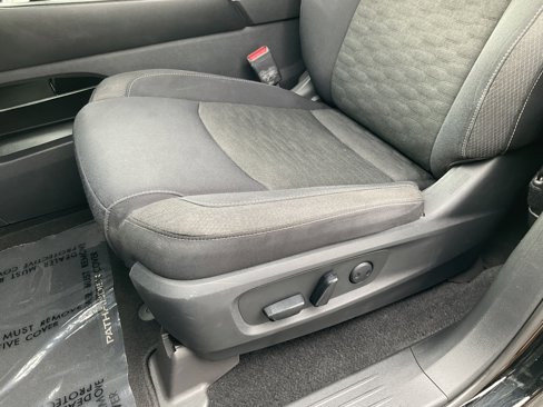 Used 2024 Nissan Pathfinder SV image 29