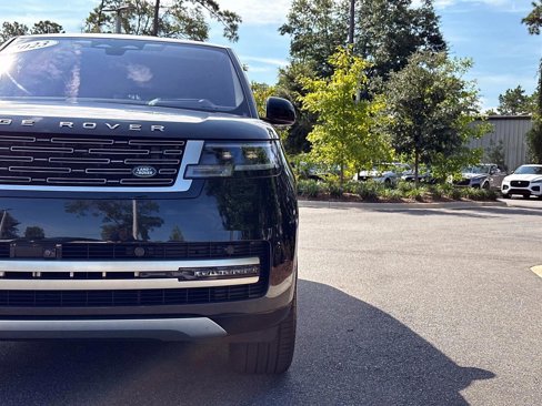 Used 2023 Land Rover Range Rover SE image 9