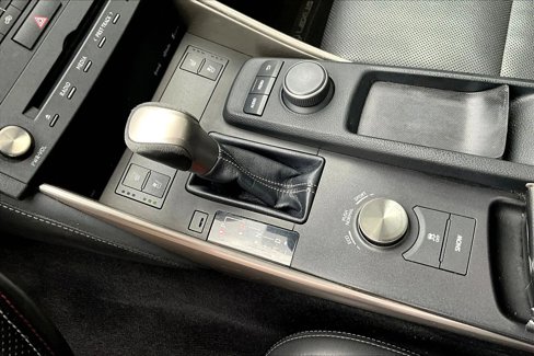 Used 2016 Lexus IS 300 AWD w/ Premium Package image 14