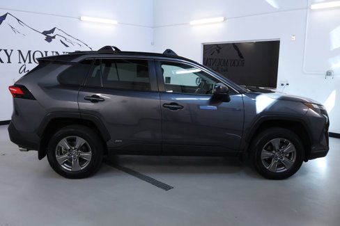 Used 2024 Toyota RAV4 LE image 8