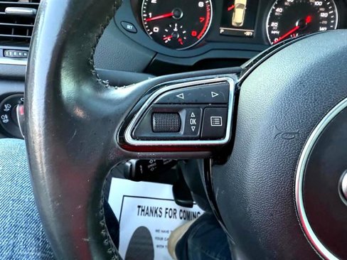 Used 2015 Audi Q3 2.0T Prestige image 16