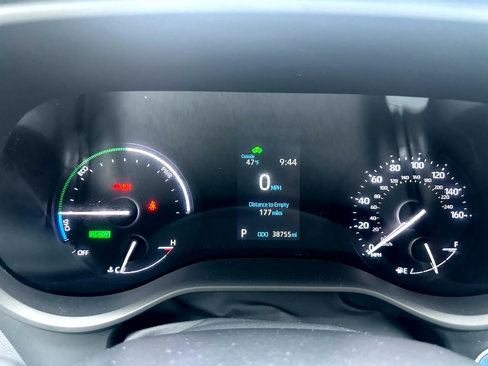 Used 2022 Toyota Sienna XSE image 16