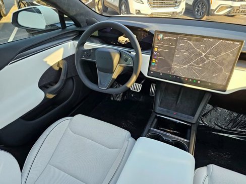 Used 2024 Tesla Model S Plaid image 30