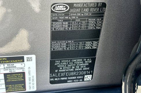 Used 2024 Land Rover Defender 130 X image 29