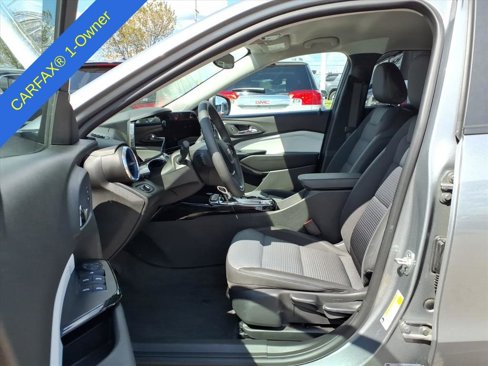 Used 2025 Chevrolet Trax LT image 17
