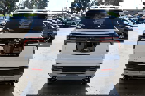 New 2026 Chevrolet Traverse LT w/ Driver Confidence Package image 5