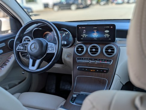 Used 2022 Mercedes-Benz GLC 300 4MATIC image 15
