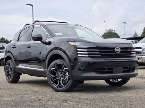 New 2026 Nissan Kicks SR image 2