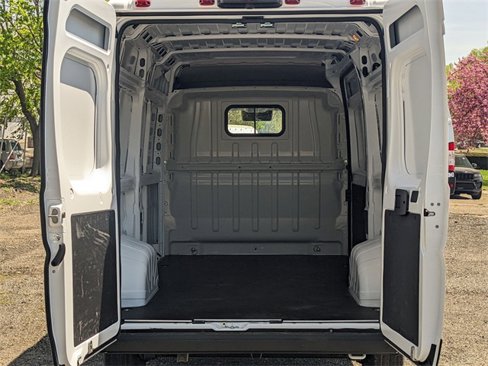 New 2025 RAM ProMaster 2500 image 18