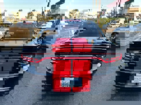 Used 2017 Dodge Charger SXT w/ Plus Group image 22