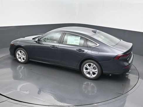 New 2025 Honda Accord LX image 15
