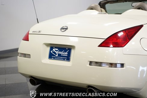 Used 2004 Nissan 350Z Touring image 26