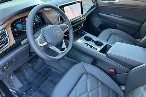 New 2026 Volkswagen Atlas SE image 9
