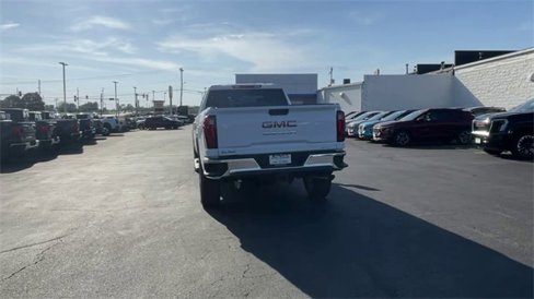 New 2026 GMC Sierra 2500 SLT w/ SLT Convenience Package image 7