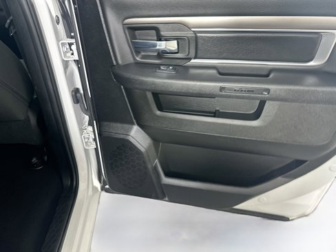 Used 2024 RAM 1500 Classic Warlock image 27