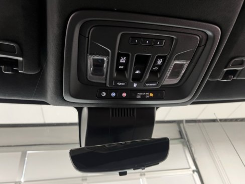 Used 2025 GMC Sierra 1500 Denali Ultimate image 44