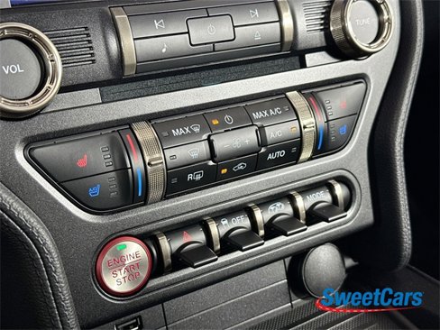 Used 2022 Ford Mustang Shelby GT500 w/ Technology Package image 27